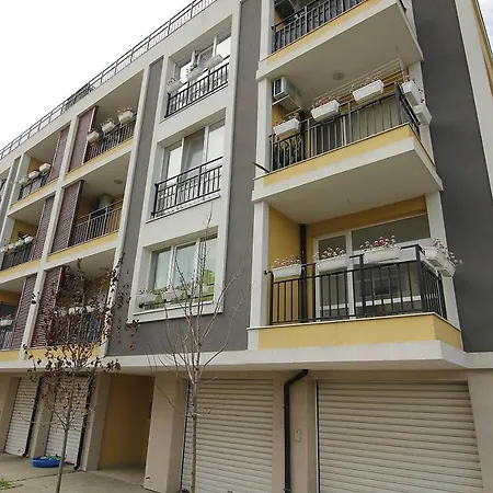 Двустаен Апартамент За Нощувки В Сарафово, Бургас Apartament *